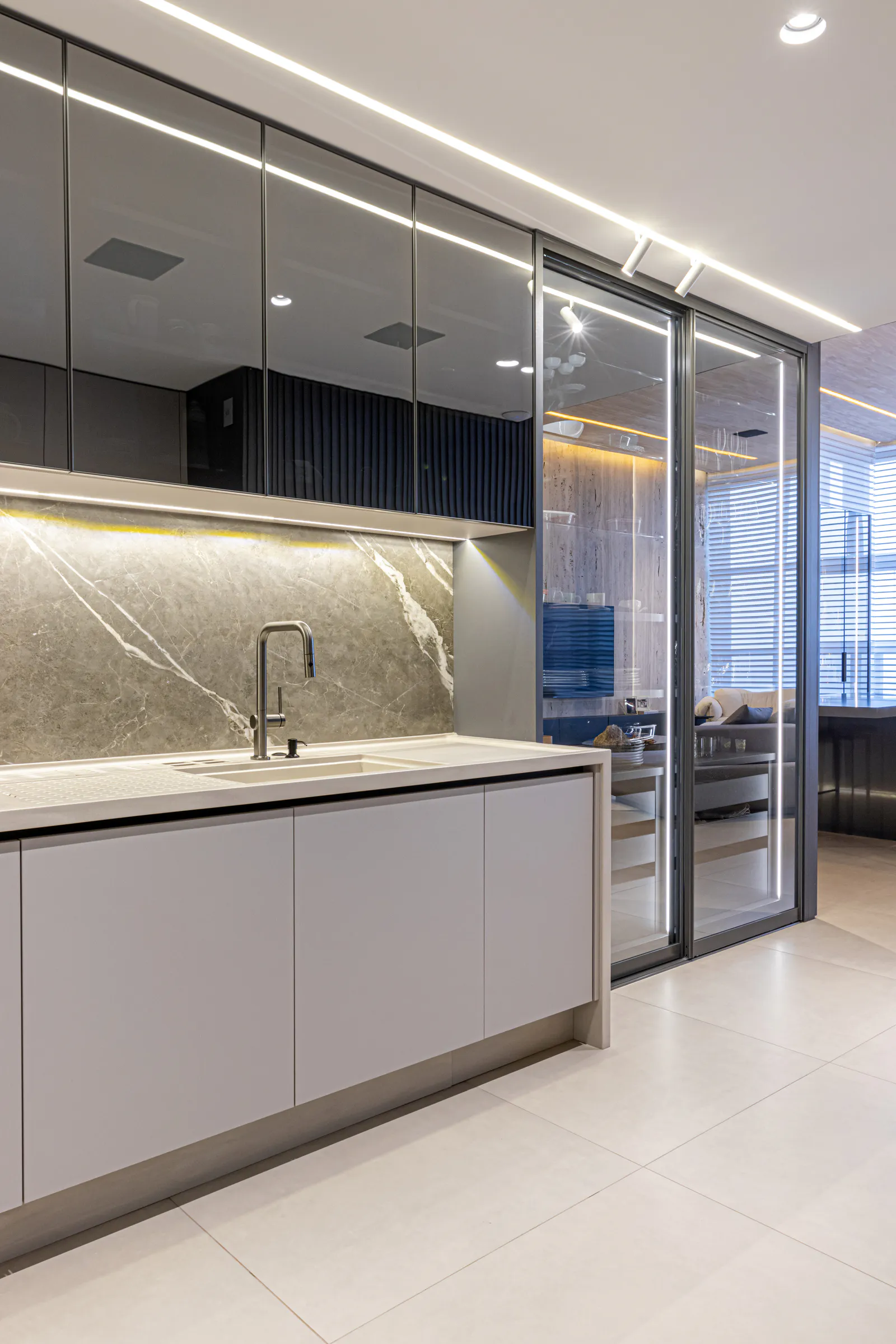 Lumini AH&V — projeto de interiores